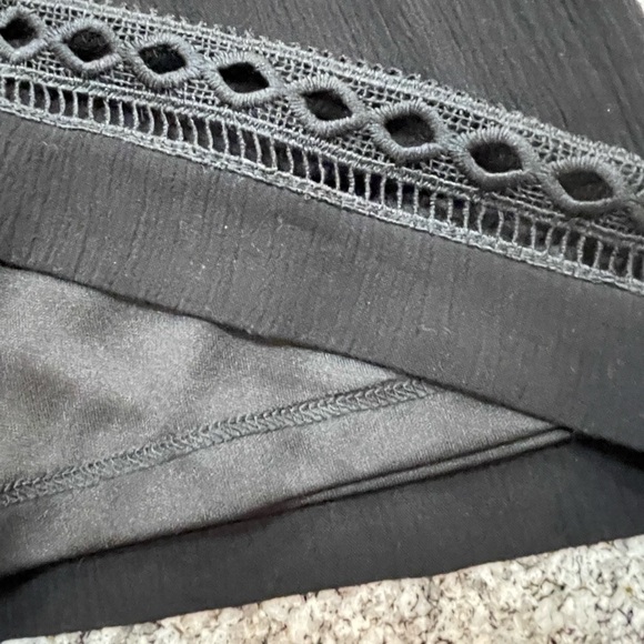 Lulu’s little black dress lined cap sleeve cutout embroidery hem & sleeve - Picture 3 of 12